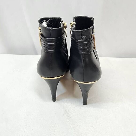 Vince Camuto Vinisha Heeled Bootie Side Zip Black Leather Gold Hardware Ankle 10 - Picture 3 of 9